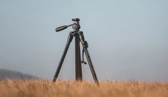 Comparison of Modern and Historical Crime Scene Photography